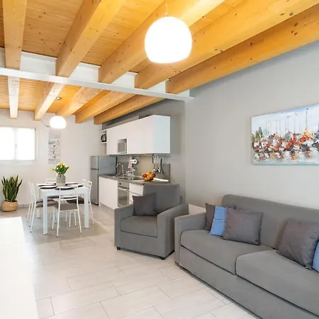 Apartmanhotel Ca' Degli Antichi Giardini 4*