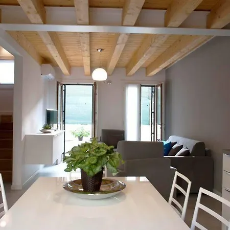 Ca' Degli Antichi Giardini Velence