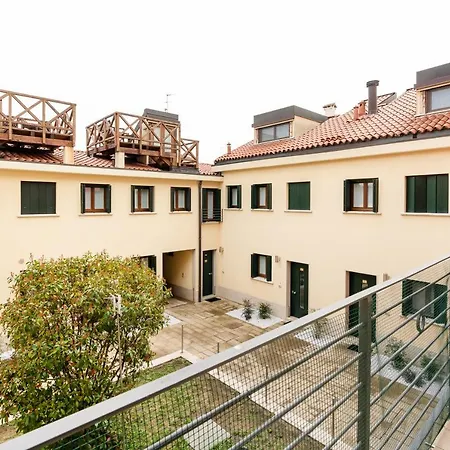 Lejlighedshotel Ca' Degli Antichi Giardini 2*