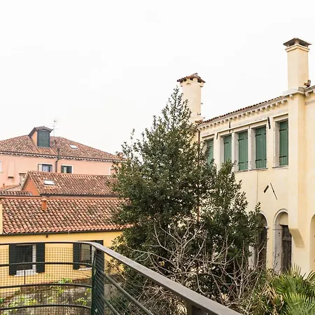 Ca' Degli Antichi Giardini 4*