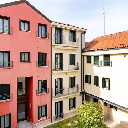 Ca' Degli Antichi Giardini 아파트호텔