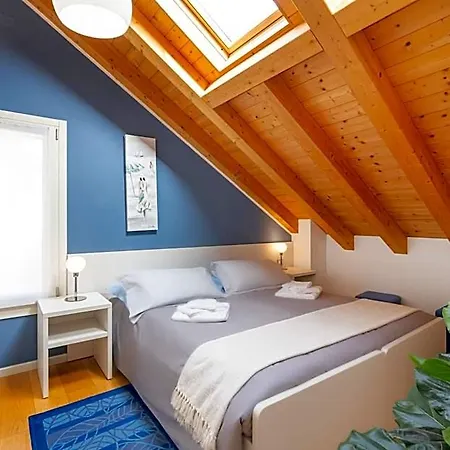 Ca' Degli Antichi Giardini Aparthotel 4*