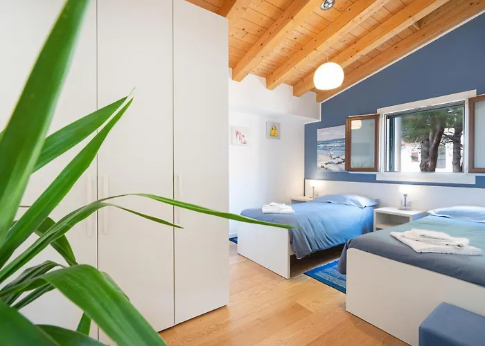 Ca' Degli Antichi Giardini Aparthotel 4*