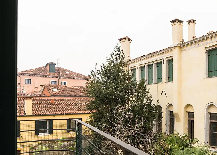 Ca' Degli Antichi Giardini 4*
