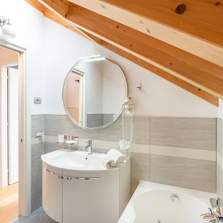 Aparthotel Ca' Degli Antichi Giardini 4*