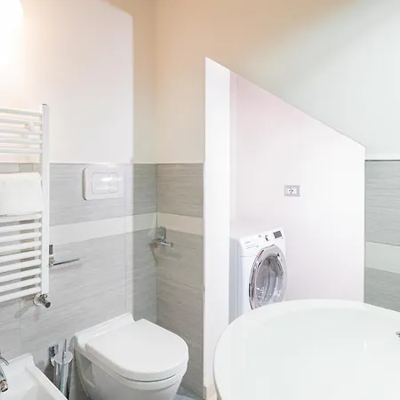 Ca' Degli Antichi Giardini Aparthotel
