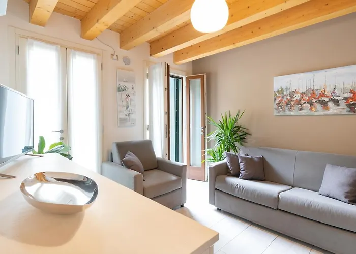 Ca' Degli Antichi Giardini Apartahotel