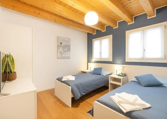 Ca' Degli Antichi Giardini 아파트호텔 4*