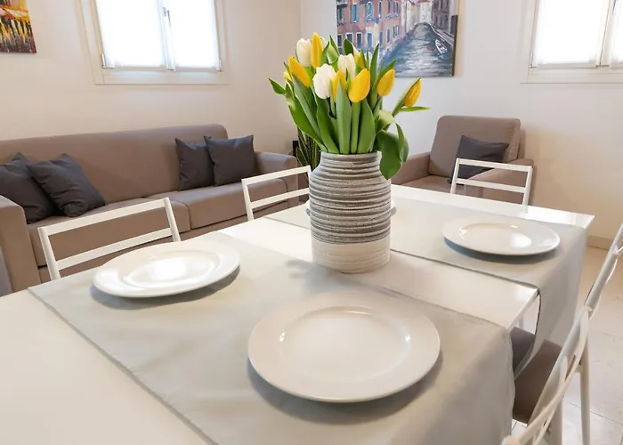 Ca' Degli Antichi Giardini Apartahotel