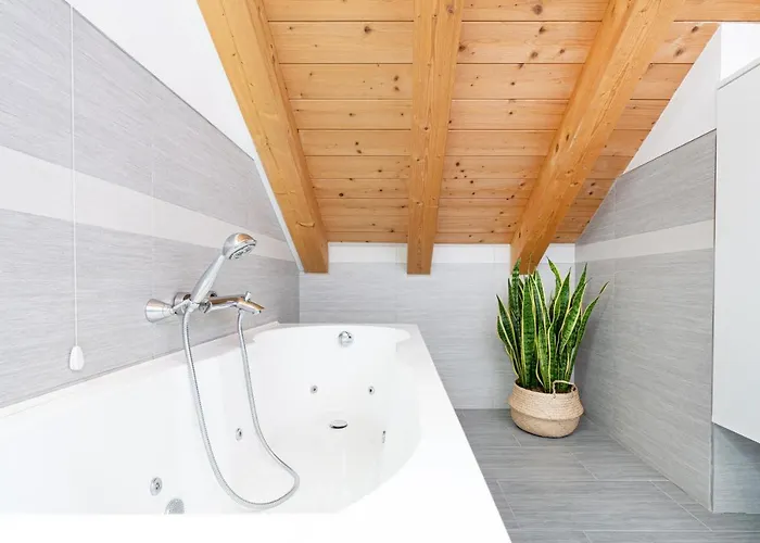 Ca' Degli Antichi Giardini Apartahotel